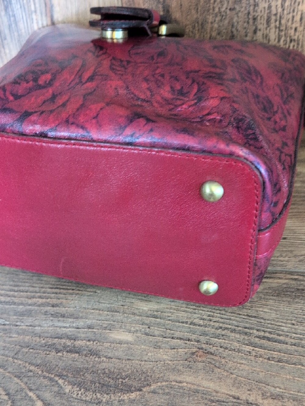 Patricia Nash Irving Leather Floral Etched Rose Crossbody M397 - Picture 4 of 16